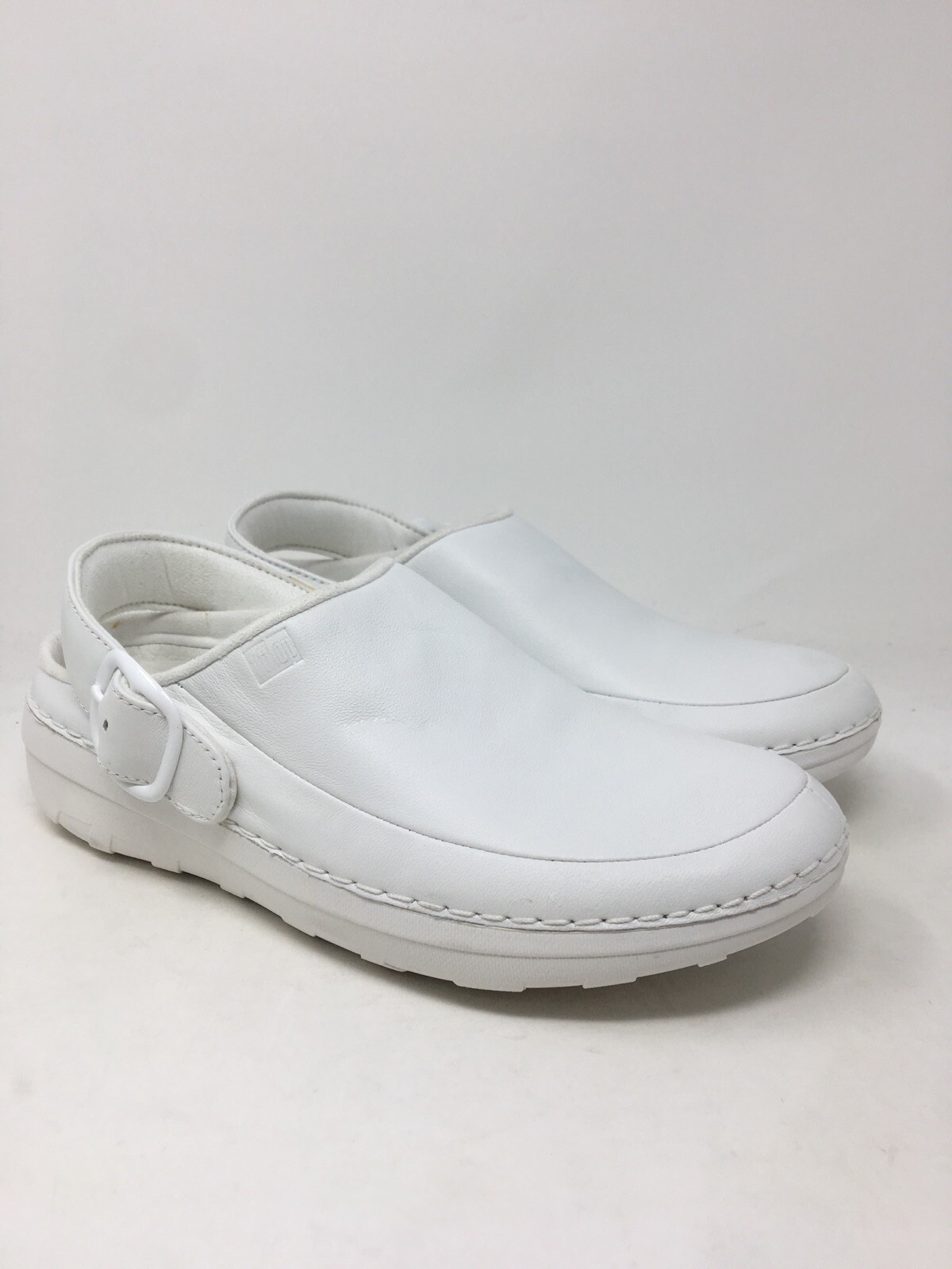fitflop nursing shoes