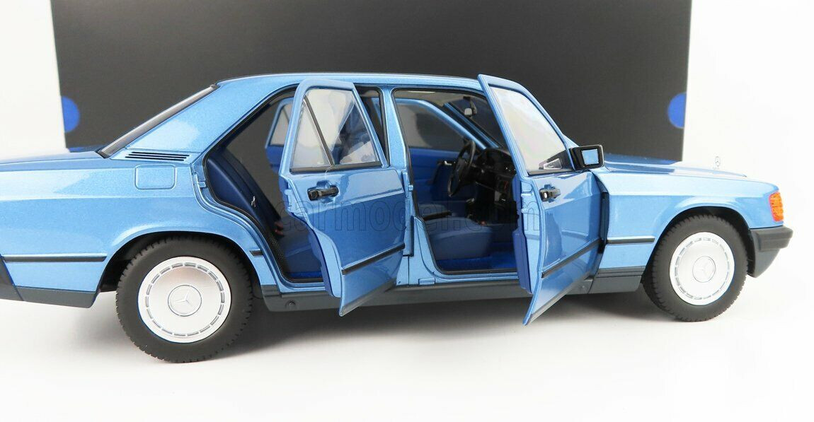 304-033 ノレブ 1/18 メルセデスベンツ 190E 1982 304-033 ノレブ 1/18 メルセデスベンツ 190E 1982