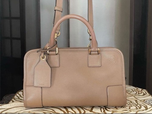 Loewe Amazona 28 Mink (Greige) Amazona 28 Bag