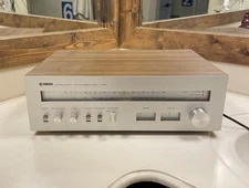 Yamaha CT-800 Natural Sound AM/FM Tuner