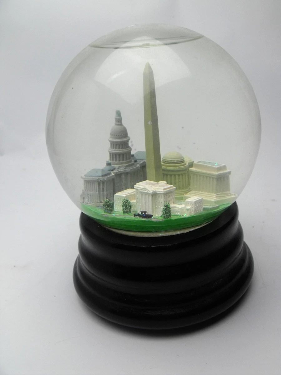 Saks Fifth Avenue Snow Globe for sale | eBay