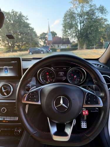 Mercedes Benz Cla - Picture 14 of 19