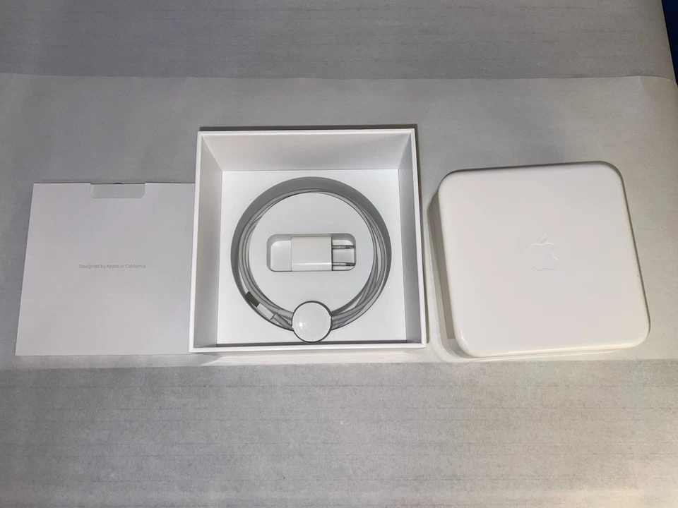 Apple Watch Acero Inoxidable Cristal Zafiro 42mm con Correa Deportiva Usado Foto 3 de 4