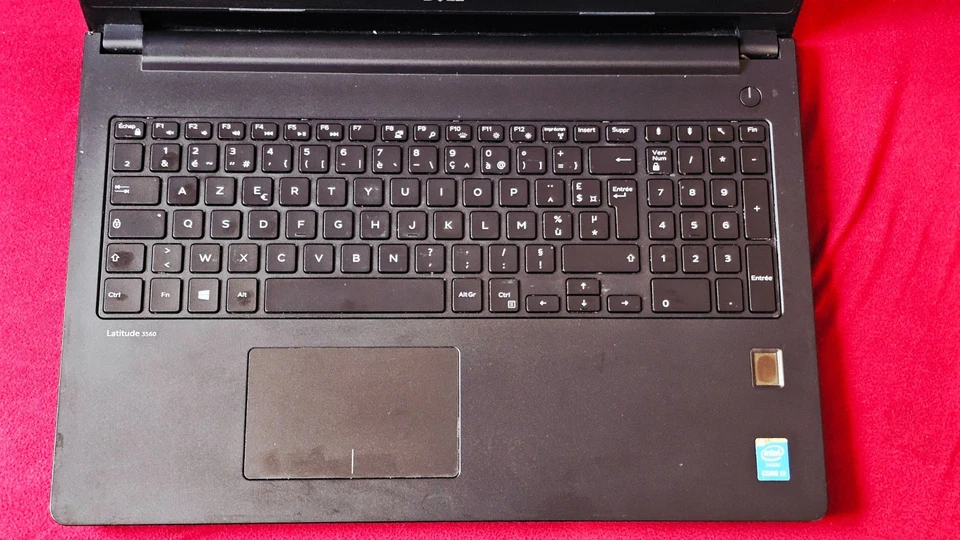 Dell Latitude 3560 · i3-5005U · 12GB · 256GB, photo 3 sur 5