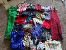 Vintage Clothing Lot 25 Pieces Women  s Medium Dresses Blouses Skirts Sweaters