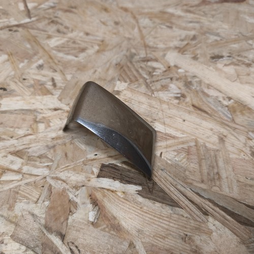 BMW E30 Stoßstange Vorne Chrom Abdeckung Ecke Links Fahrer Frontstoßstange