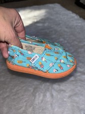 Toms Toddler Girl Sz. 5 Ice Cream Theme Classic Shoes. Adorable