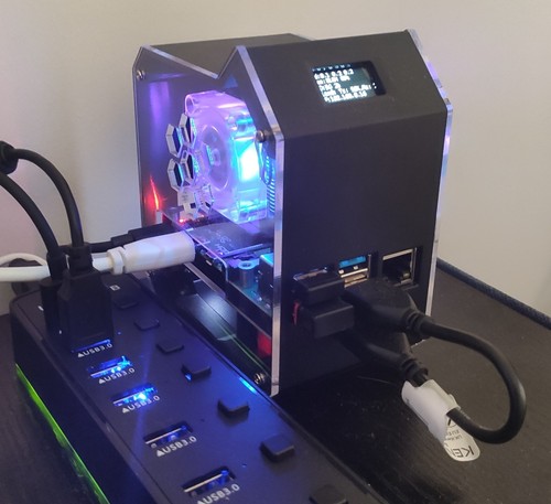 Raspberry Pi 4 - 4GB + RGB Black Case OLED Display RGB Fans - Picture 8 of 9