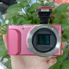 SONY Alpha NEX-3N 16.1MP Mirrorless Digital Camera Body Only Pink - 90% New