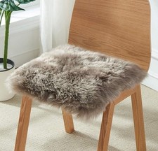 2 x Sitzauflage, Dekokissen, Sitzkissen Stuhlauflage, Lammfell Imitat Kunstfell