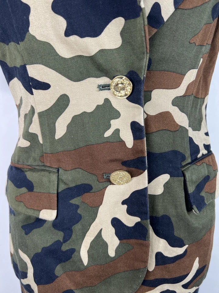 TRAJE FALDA ESTAMPADO CAMUFLAJE VERDE BARATO Y BARATO MOSCHINO DE COLECCIÓN XS Foto 3 de 4