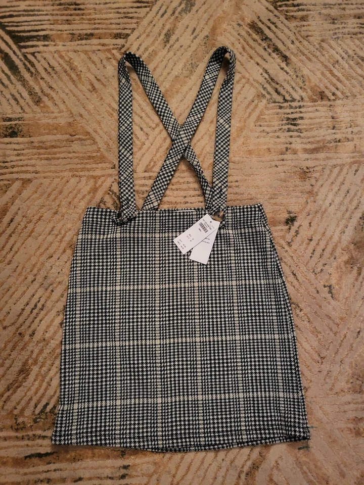 NWT Hollister Black Houndstooth Suspenders Pencil Skirt Small New - Image 2 of 4