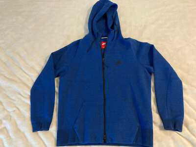 nike tech fleece aw77