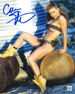 Carmen Electra Signed Autograph Very Sexy 8X10 Photo Beckett BAS