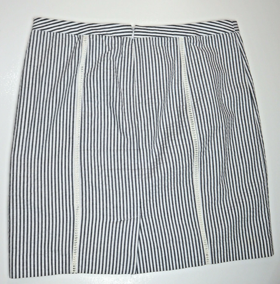SAIA LÁPIS FEMININA LISTRA CINZA E BRANCA SEERSUCKER - WILLI SMITH - TAMANHO 6 - Imagem 3 de 3