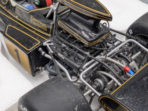 Maquetas de coches 1:18 tipo de coche Lotus Type 72E GP 1973 #1 Emerson Fittipaldi en embalaje original - Imagen 8 de 14