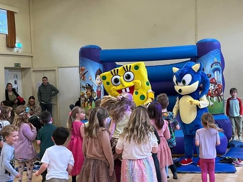 Mascots Of Cheshire - Picture 24 of 24