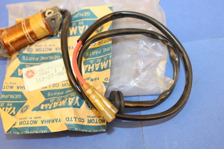 NOS OEM Yamaha Lighting Coil 1972 JT2 JT2MX PN 288-81313-10-00 Foto 4 de 4