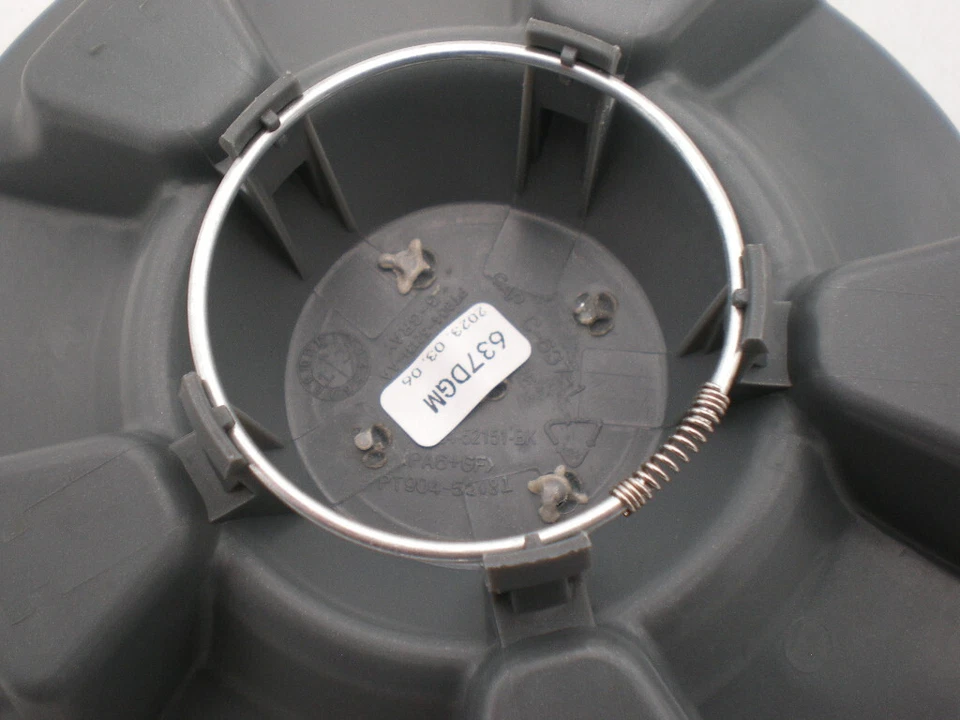 NEW 2008 - 2015 Scion XB Dark Gray OEM Center Cap P/N PT904-52131-AA - Изображение 4 из 4