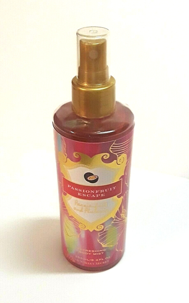 Victoria's Secret Passionfruit Escape Refreshing Body Fragrance