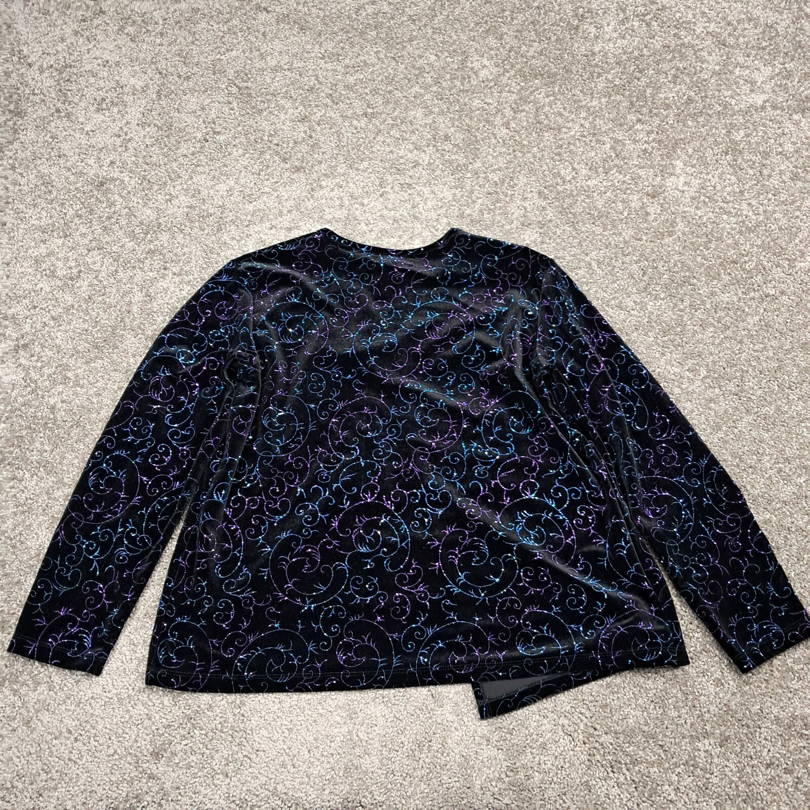 Notations Women's Velvet Top Sparkle Floral Pattern Black Large RN58719