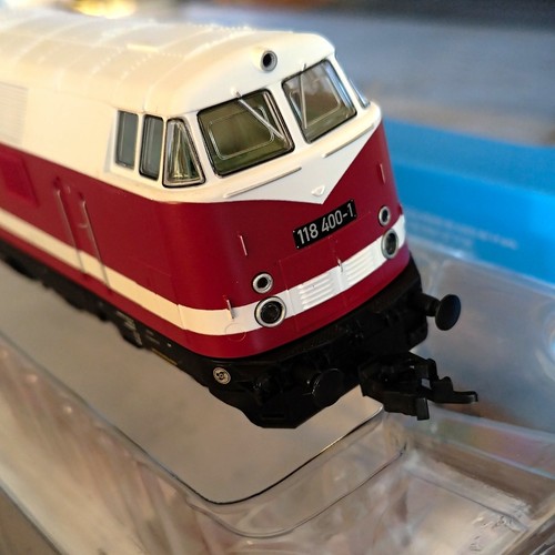 H0 Diesellok BR 118.4 DR 118 400-1 rot/beige/schwarz Epoche IV 59580 | Condition: Neu: Sonstige (siehe Artikelbeschreibung)