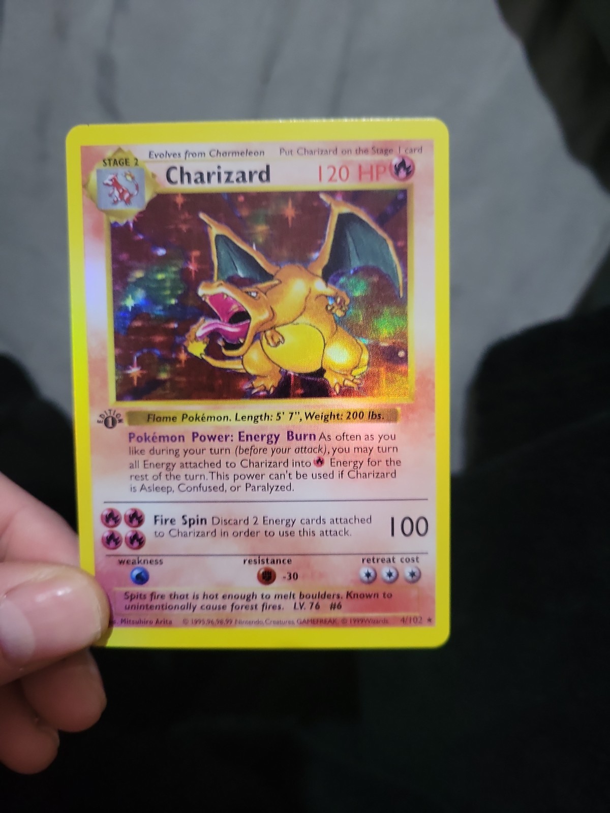 Read 1st PTCG PLAYING CARD 1999 Pokémon Base Set Charizard holographic card