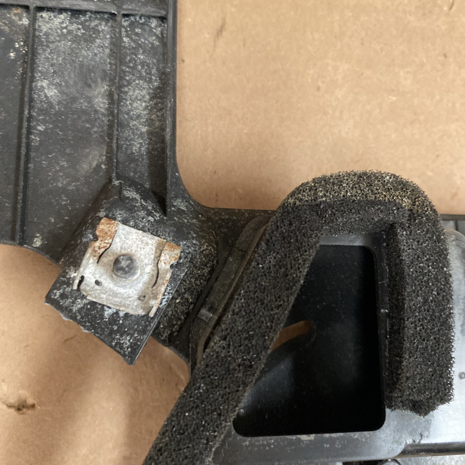 2008 2009 2010 2011 - 2015 Audi R8 Left Driver Lower Dash Knee Panel OEM 0049