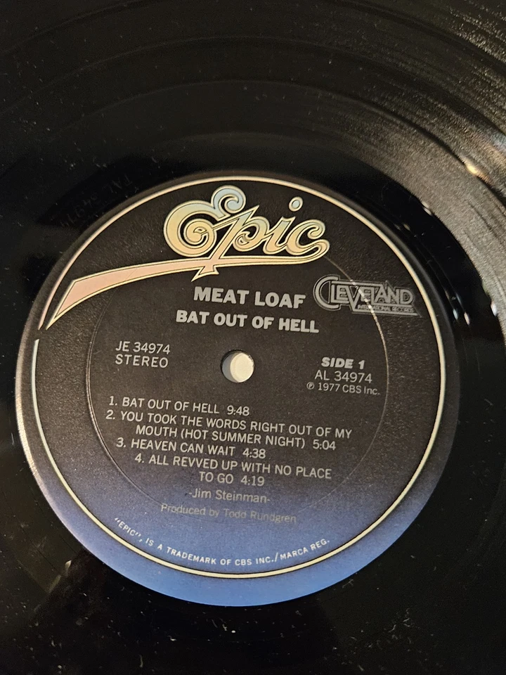 Meat Loaf Bat Out Of Hell VINYL LP 1977 EPIC CLEVELAND INTL. W/ HYPE 1ST PRESS  - Image 4 of 4