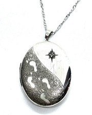 Vintage Sterling Silver & Dimond Footprints Locket Pendant Necklace