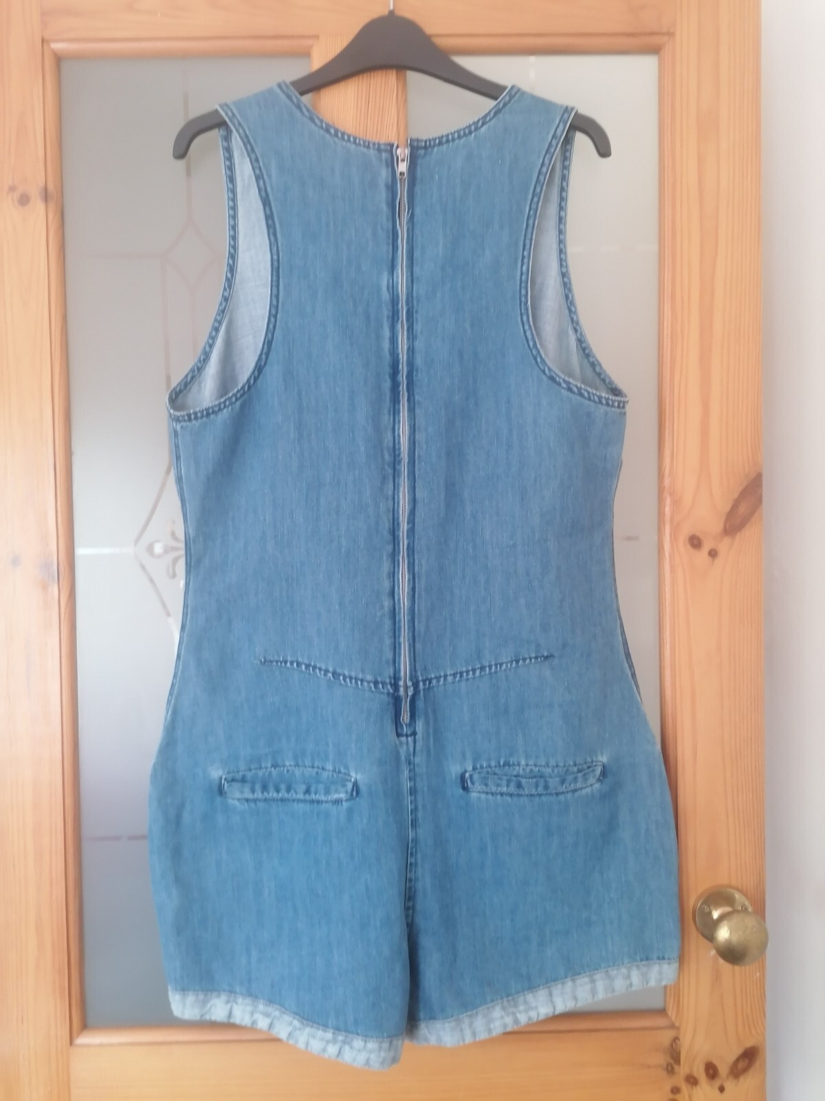 Picture 2 of 10