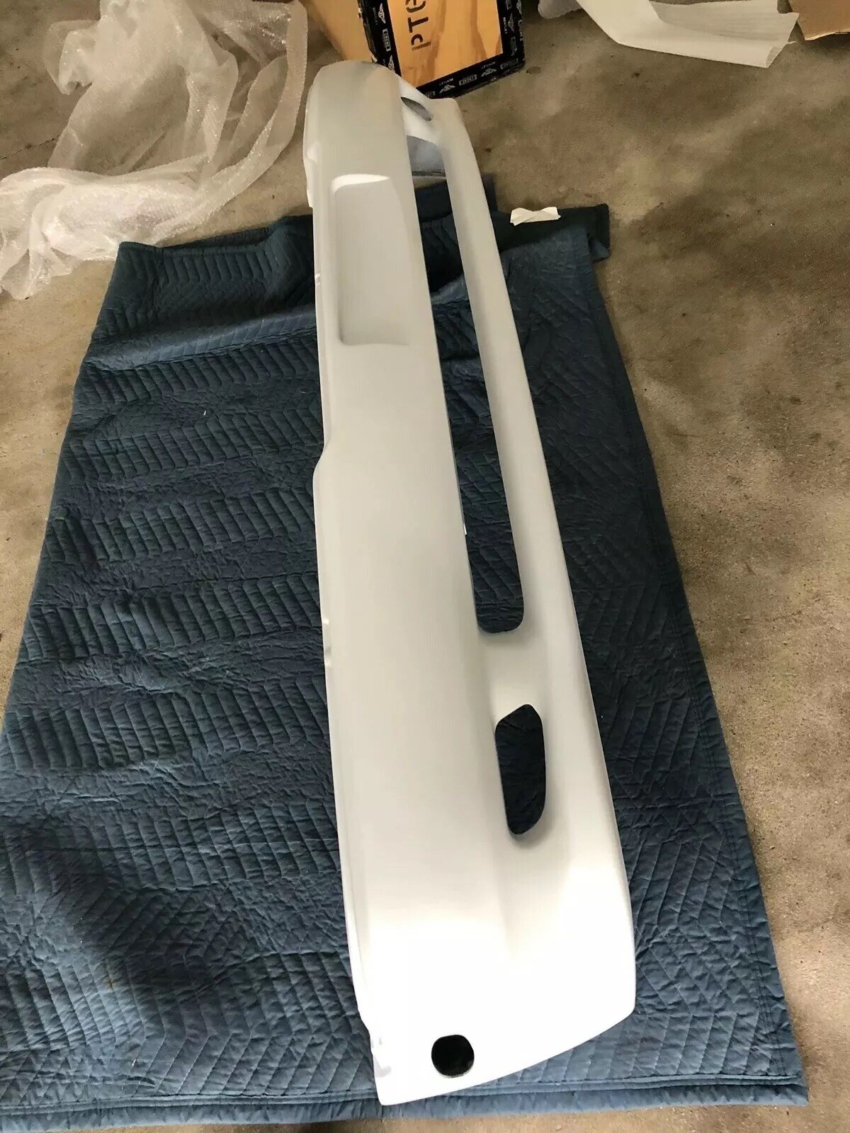 99-2004 Bentley Arnage Front Bumper Cover OEM NEW PT60086PA