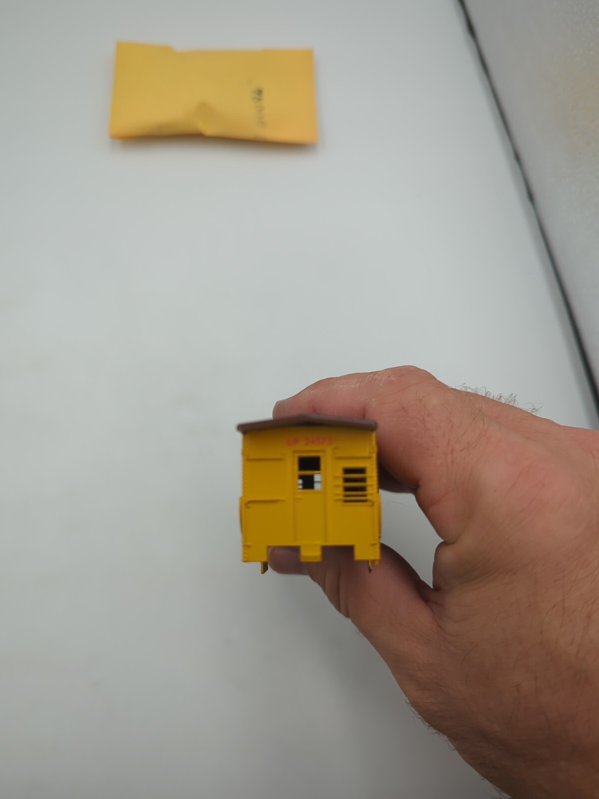 HO ATHEARN/Track One BAY WINDOW CABOOSE KIT UNION PACIFIC UP # 24573 ...
