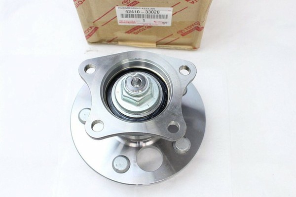 Toyota 67896 33020