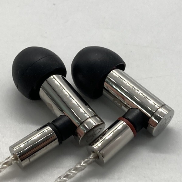 FINAL AUDIO E5000 Hi Res In-Ear Earphones Headphones IEM FINAL AUDIO E5000 Hi Res In-Ear Earphones Headphones IEM