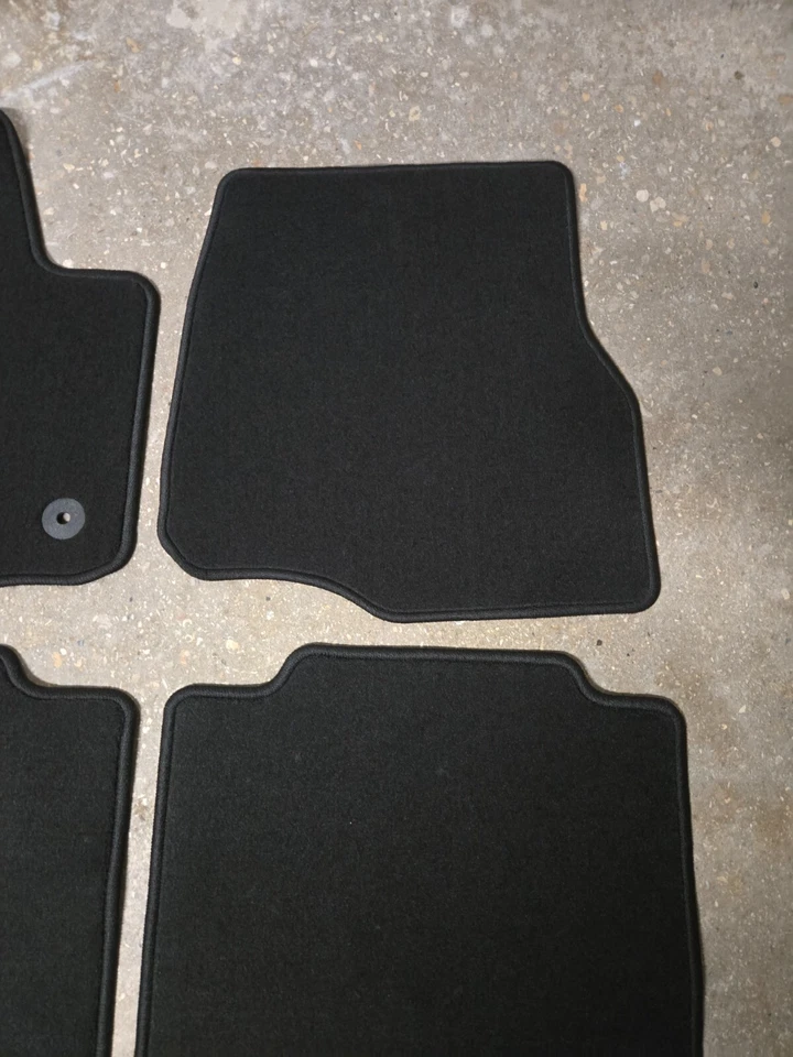 2021-2024 FORD EXPEDITION XLT LIMITED BLACK CARPET FLOOR MATS OEM NEW SET OF 4 - Image 3 of 4