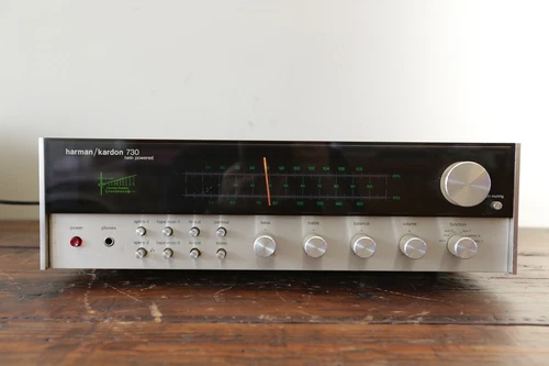 HARMAN KARDON HK 730 Twin Powered Receiver Sold As Is PARTS REPAIR Powers On
