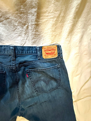 Levi's 527 Men's Blue Bootcut Denim Jeans Regular Fit Dark Wash 5-Pocket