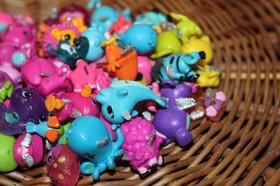 CUTE Hatchimals COLLEGGTIBLES Random LOT Bag (9) Assorted Seasons NO DUPLICATES