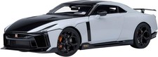AUTOart 1/18 NISSAN GT-R50 by ITALDESIGN (METALLIC WHITE/BLACK) 77511