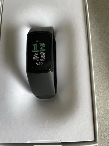 Fitbit Charge 6 Activity Tracker - Obsidian/Black. Excellent condition unused.