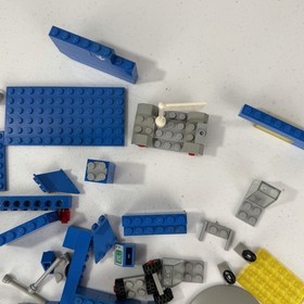 Vintage LEGO 493 Space Command Center 1978 Classic Space Parts Lot 4 Minifigs
