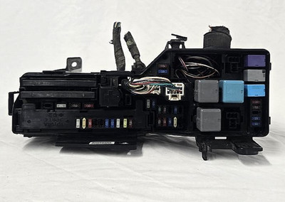 2005-2010 Toyota Avalon 3.5L Engine Fuse Box Assembly OEM Tested With Warranty