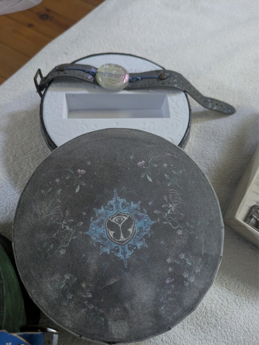 Tomorrowland Winter Treasurecases '19 '20 '23 '24 '25 with