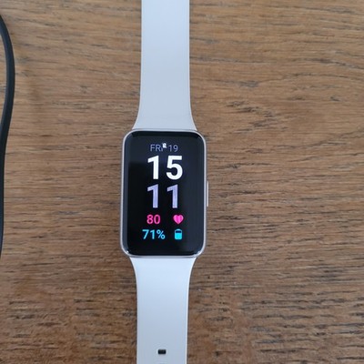 Samsung Galaxy Fit3 weiß mit Saumsung USB-C Stecker