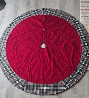 St Nicks Choice Red Velvet with Plaid Trim Christmas Tree Skirt