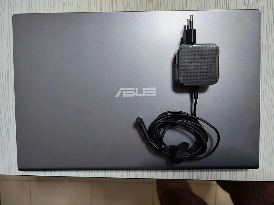Asus X515 Intel I3 11gen 8gb RAM 256 SSD - Imagen 2 de 4