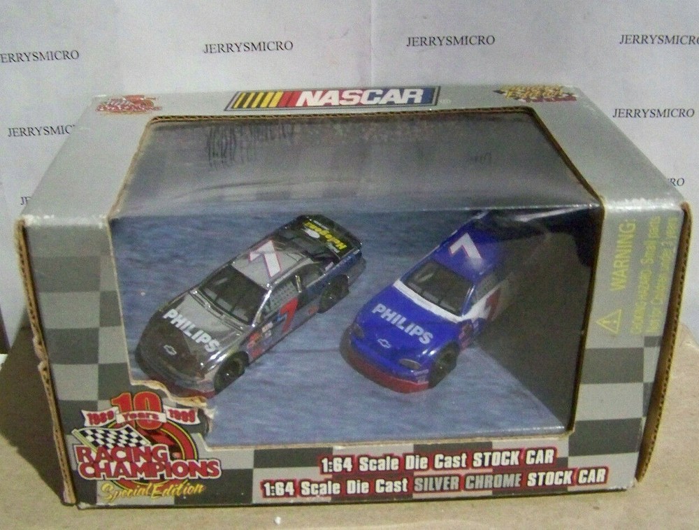 RACING CHAMPIONS 10 YEAR SPECIAL EDITION MICHAEL WALTRIP CAR SET NEW OLD STOCK