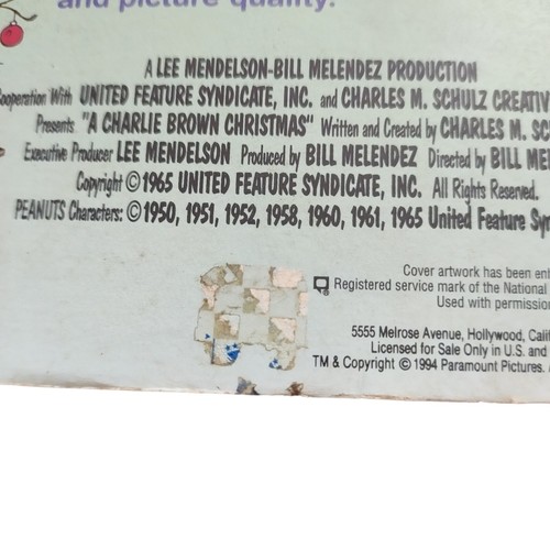 A Charlie Brown Christmas (VHS, 1994)  - Picture 10 of 12