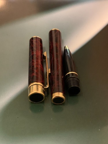2 of Vintage Sheaffer TARGA 1030 Thuya Brown Marble Fountain Pen Pen 14K Gold - Picture 12 of 24